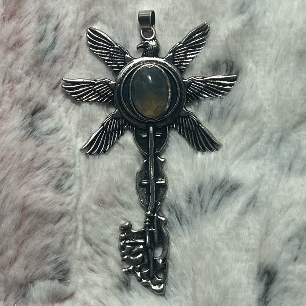 natural MOSS AGATE skeleton key biblical Angel pendant